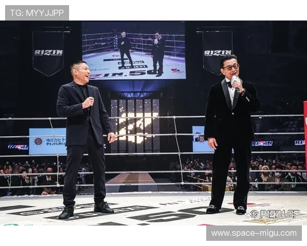 堀口恭司回归UFC首战告捷，降服乌兰别科夫获花红