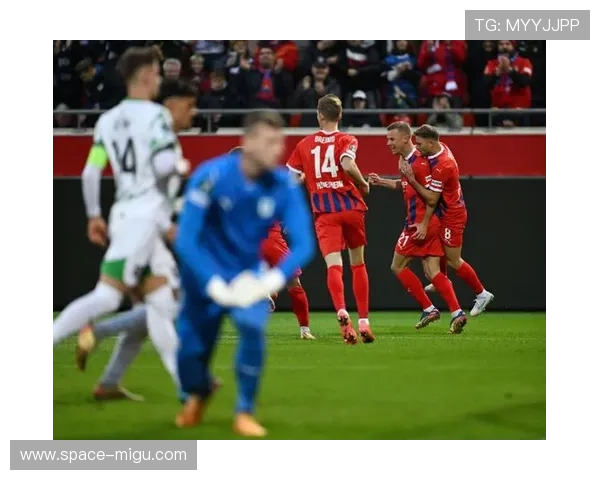 沃尔夫斯堡1-1海登海姆，贝克首开纪录延茨扳平比分